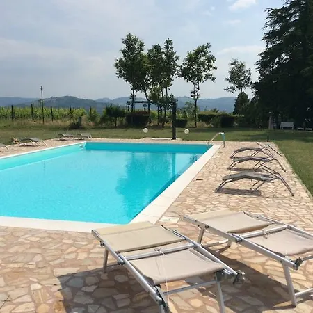 Agroturismo Podere Luciano *